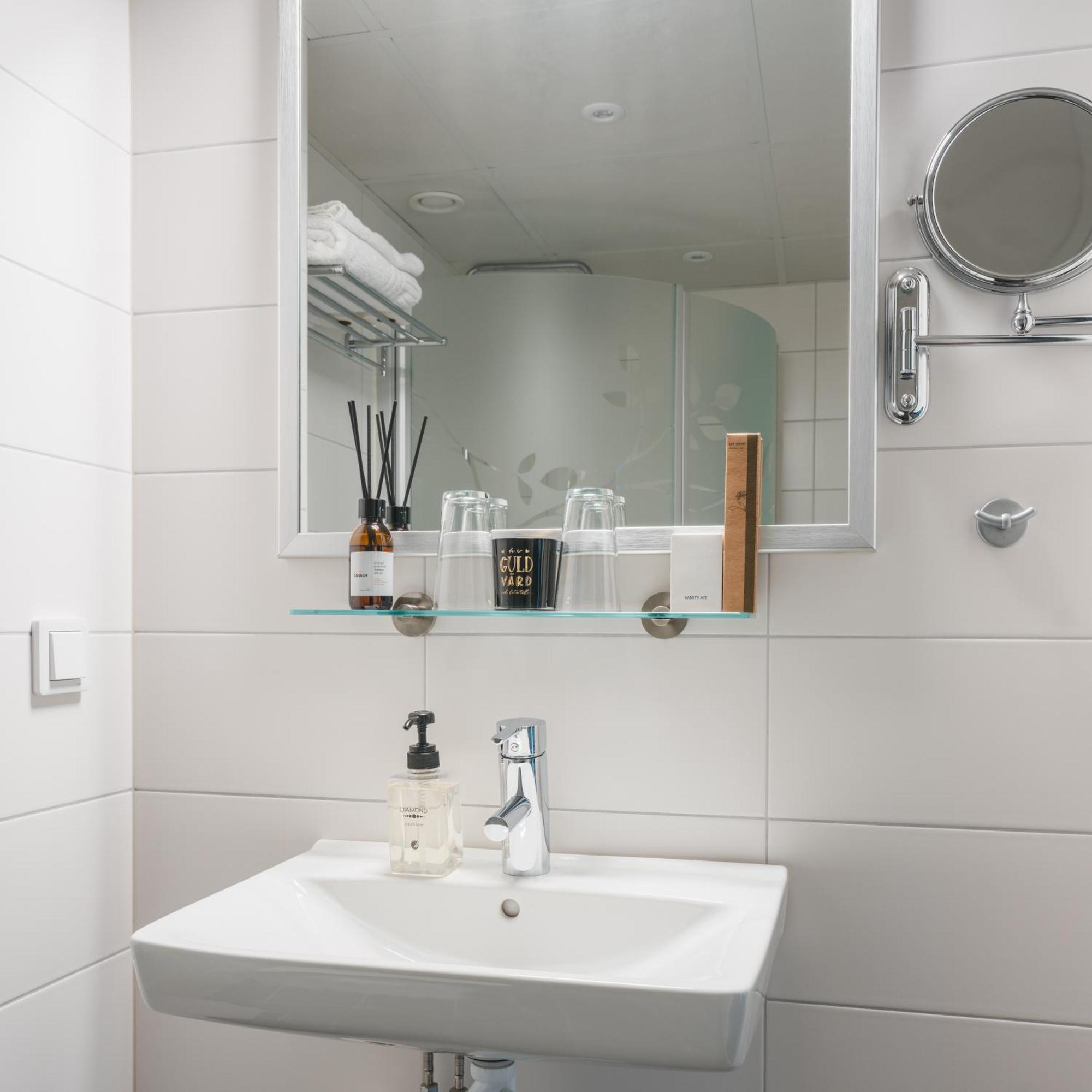 Vici Hotels Linkoeping Екстериор снимка